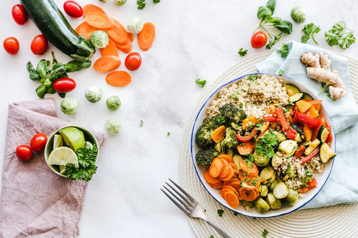 Fresh vegetable and quinoa bowl